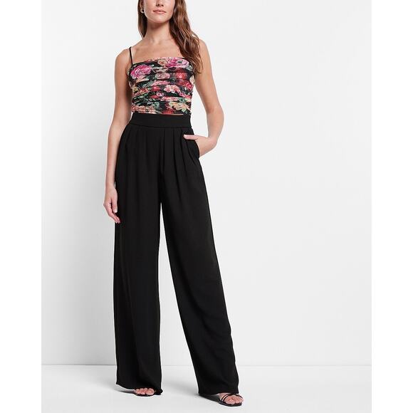 Express Floral Cropped Cami - Picture 7 of 8